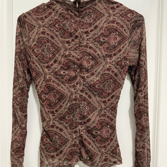 Ronny Kobo Mock Neck Mesh Top - brown / ivory paisley print. Size Small. - Picture 5 of 6